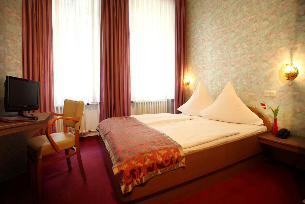Astoria Hotel Трир Экстерьер фото